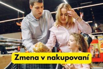 obrazok zeny a muza v obchode s potravinami